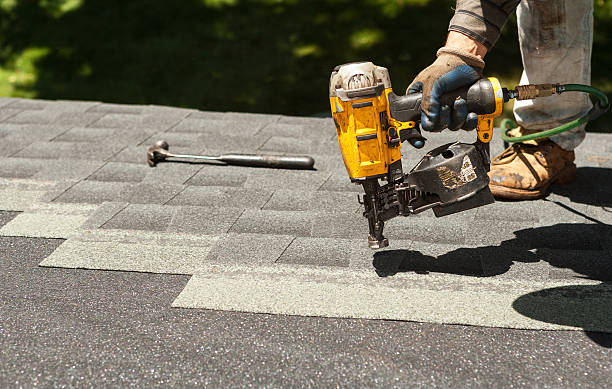 Best Residential Roofing Contractor  in Lindsay, OK